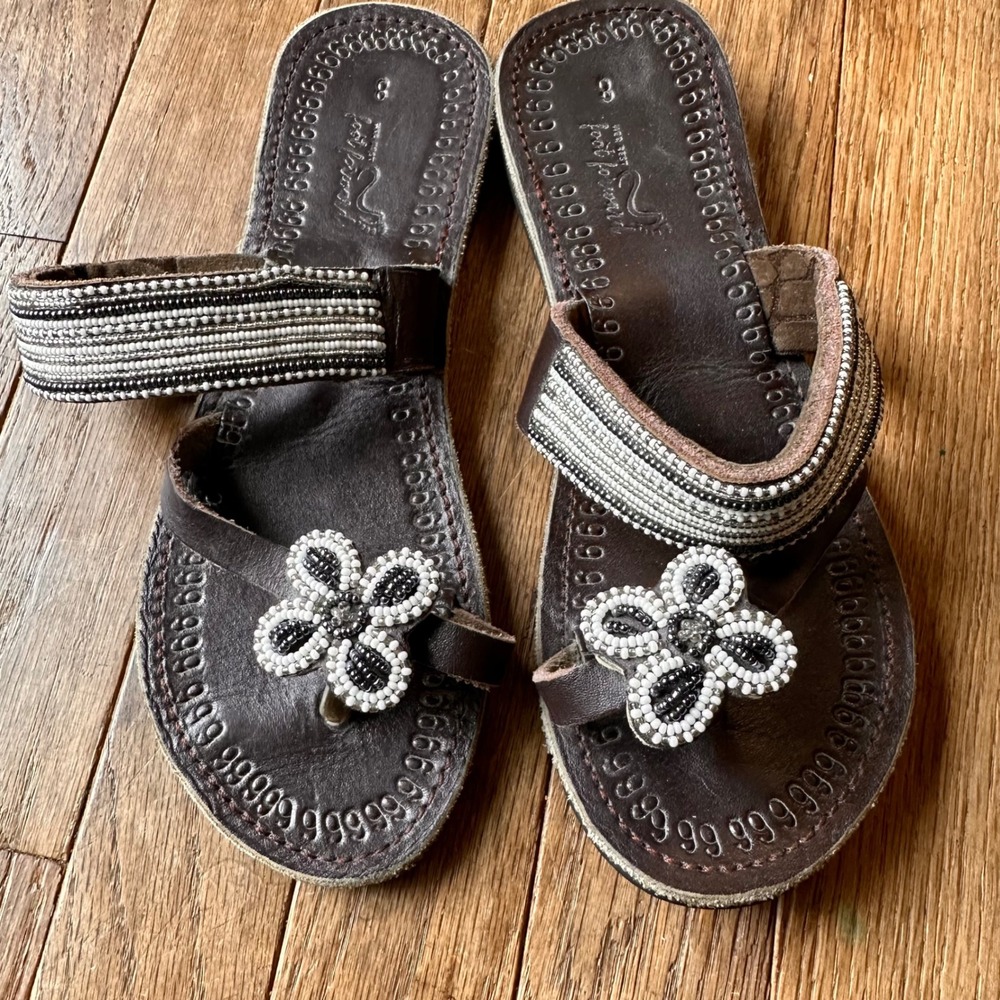 Foot Forward Beaded Leather Sandals Women 8 Flower Thong Brown Bohemian Summer